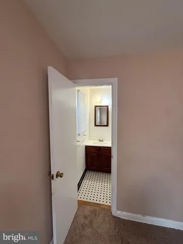 a view of utility room