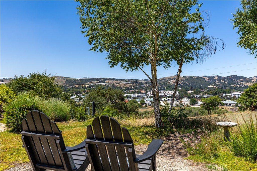 669 Red Cloud Road Paso Robles, CA 93446 - Photo 41 of 61 a view of balcony with furniture and city view