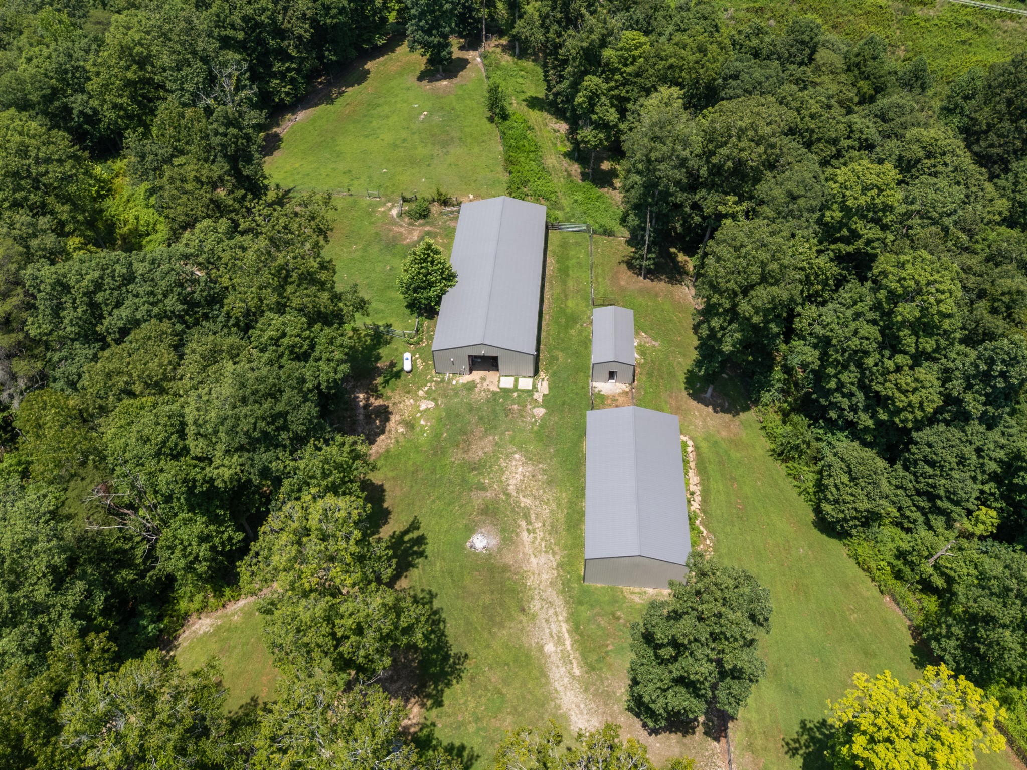 1370 Leatherwood Road White Bluff, TN 37187 - Photo 9 of 93
