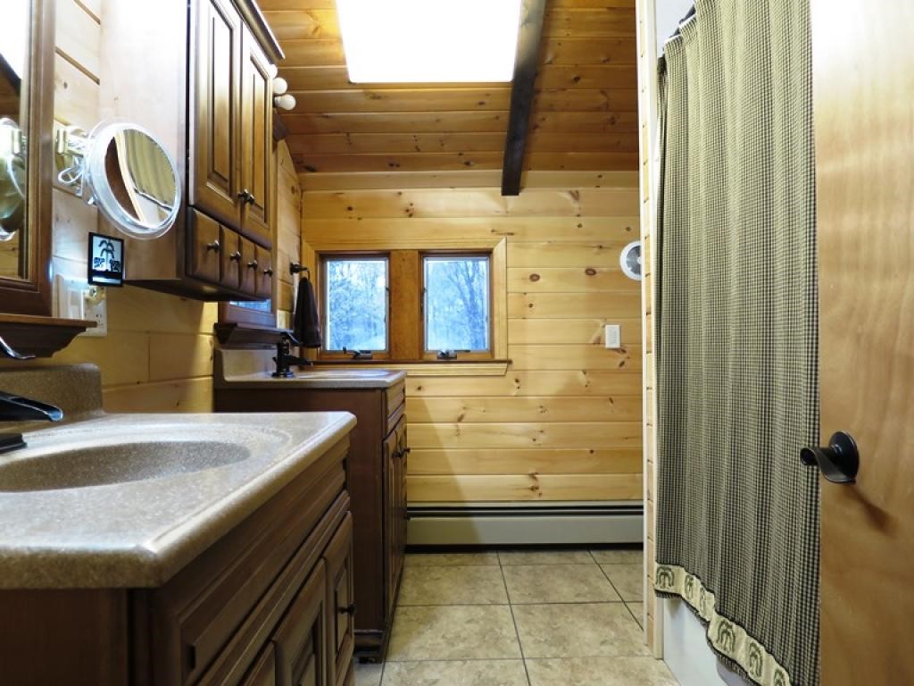 78 High Street Stratham, NH 03885 - Photo 13 of 32 Gallery Image 13