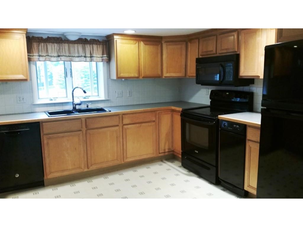 78 High Street Stratham, NH 03885 - Photo 20 of 32 Gallery Image 20