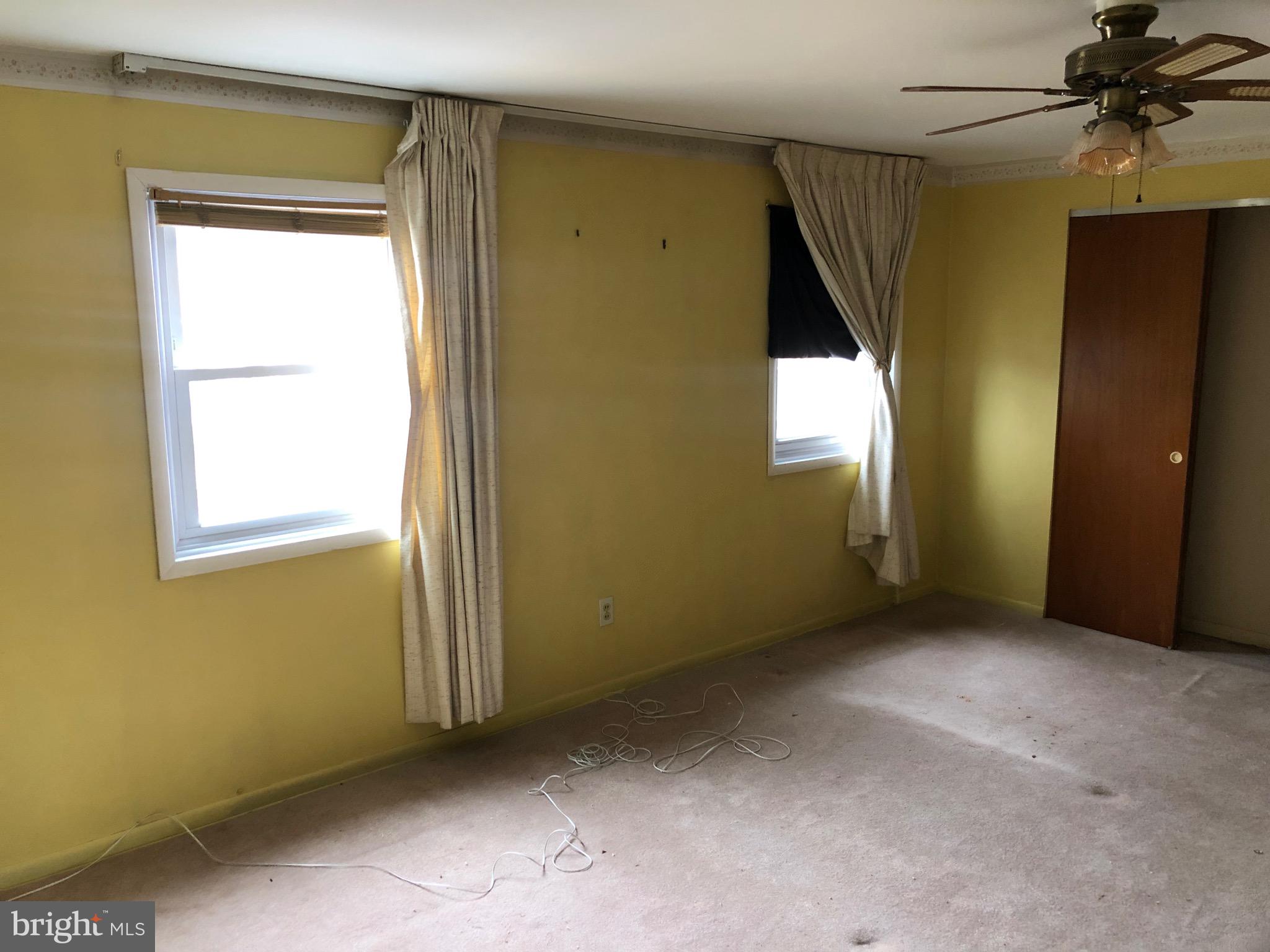 12316 Wyndom Road Philadelphia, PA 19154 - Photo 8 of 19 Gallery Image 8