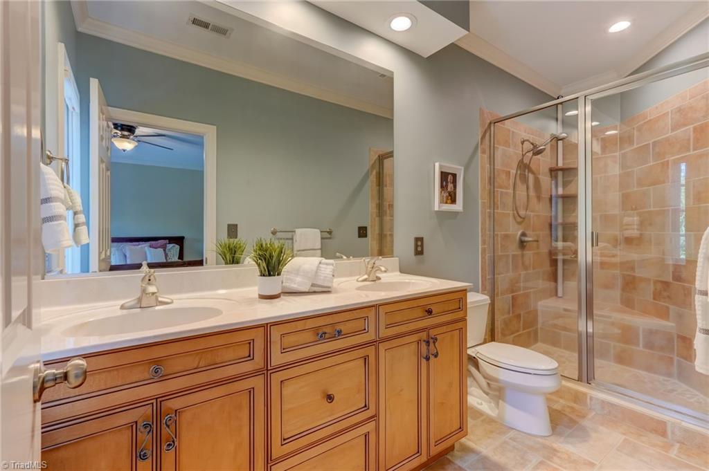 4501 Kendale Road High Point, NC 27265 - Photo 45 of 50