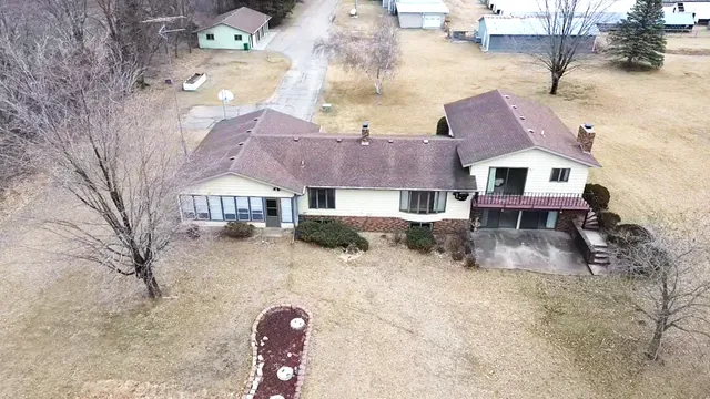 $724,900 | 5365 92nd Street Southeast, Clear Lake, MN 55319