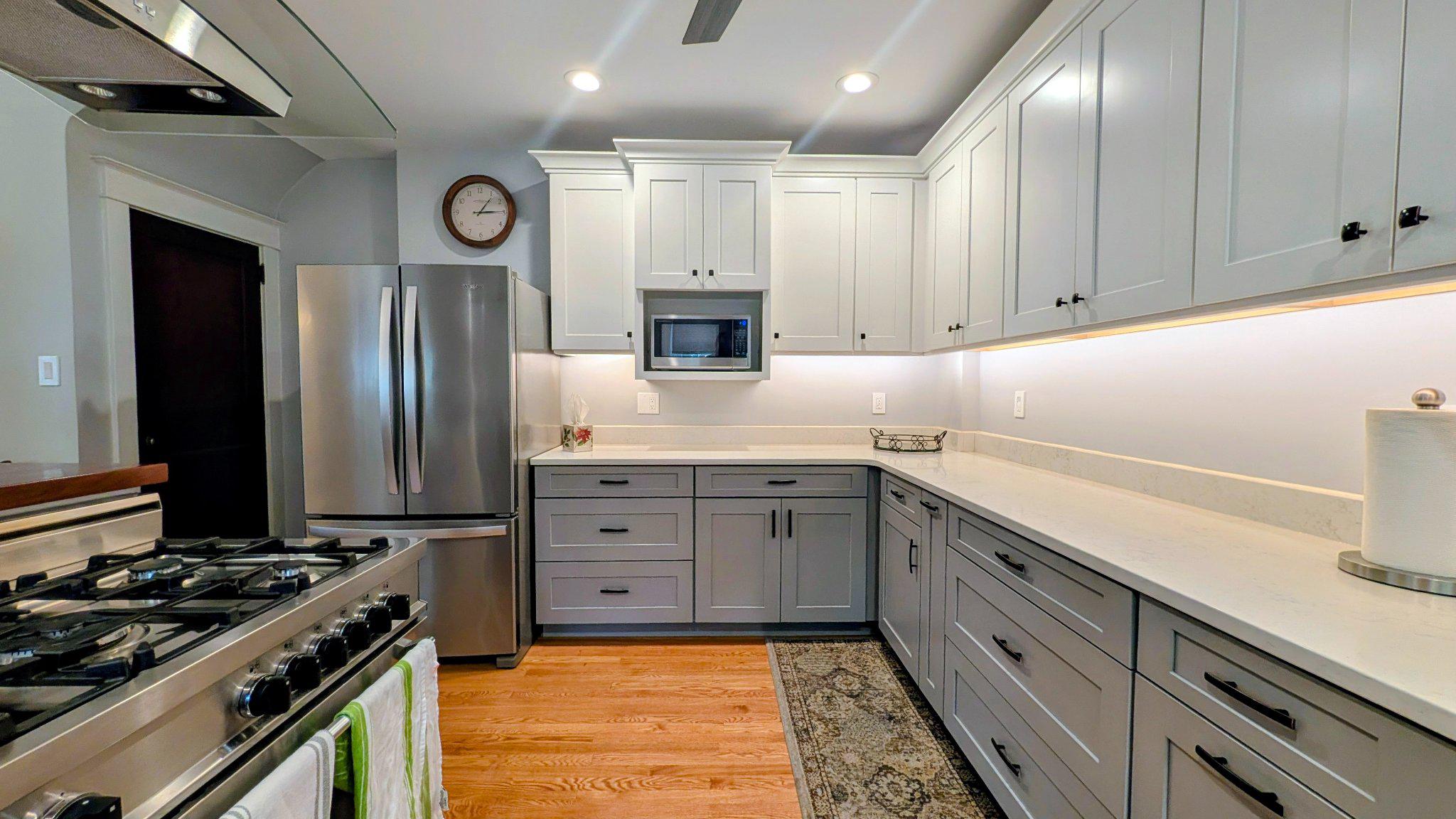 333 West Ridley Avenue Ridley Park, PA 19078 - Photo 15 of 32 Expansive quartz counters provide great workspace!