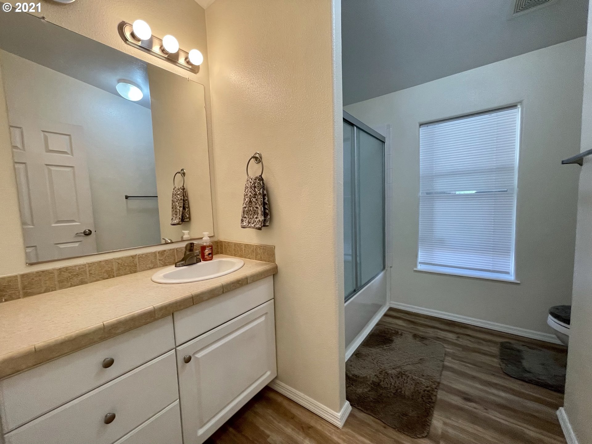 920 Cedar Loop Lakeside, OR 97449 - Photo 21 of 31 Gallery Image 21
