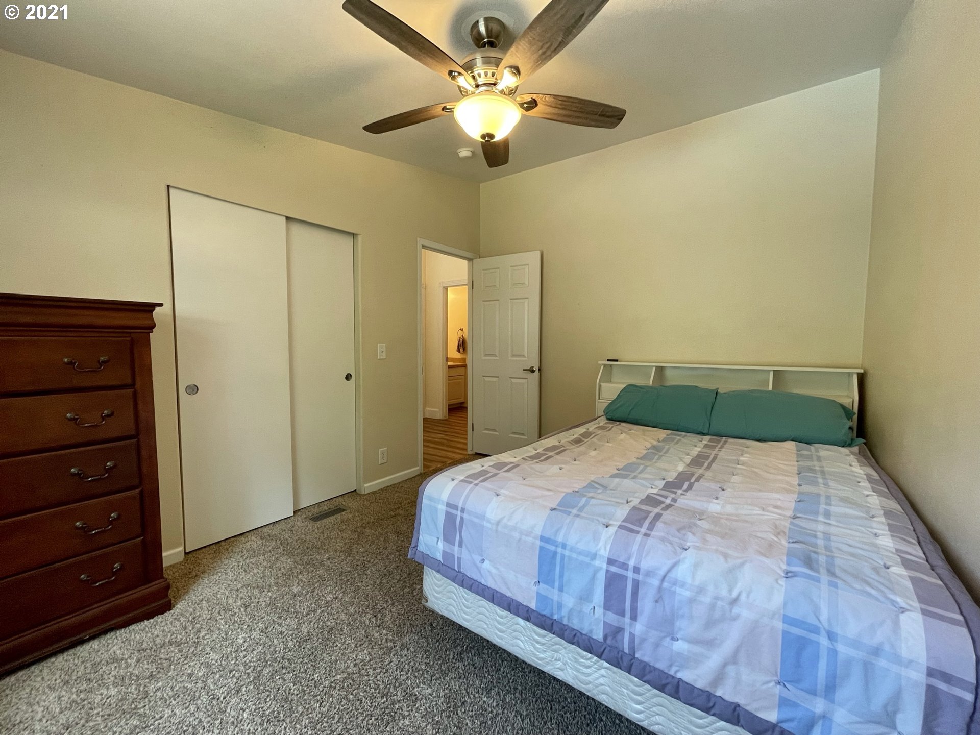 920 Cedar Loop Lakeside, OR 97449 - Photo 22 of 31 Gallery Image 22