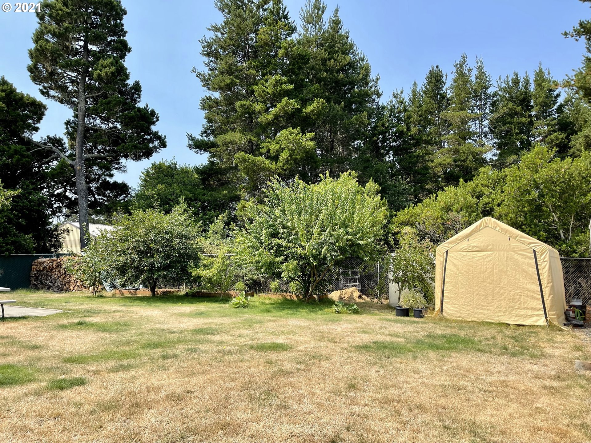 920 Cedar Loop Lakeside, OR 97449 - Photo 28 of 31 Gallery Image 28