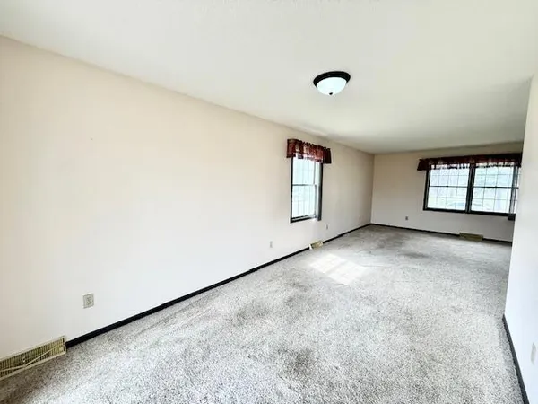 $164,900 | 14 1st Street Northwest, Fairfax, MN 55332