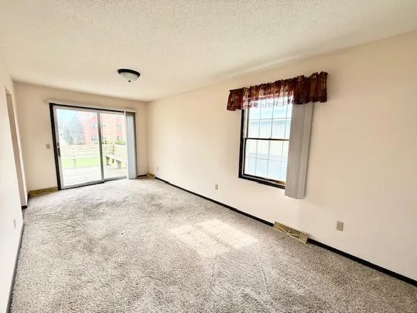 $164,900 | 14 1st Street Northwest, Fairfax, MN 55332