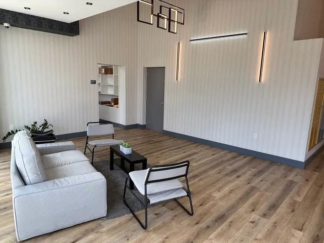 $879,900 | 60 Cross Street East, Unit 207, Somerville, MA 02145