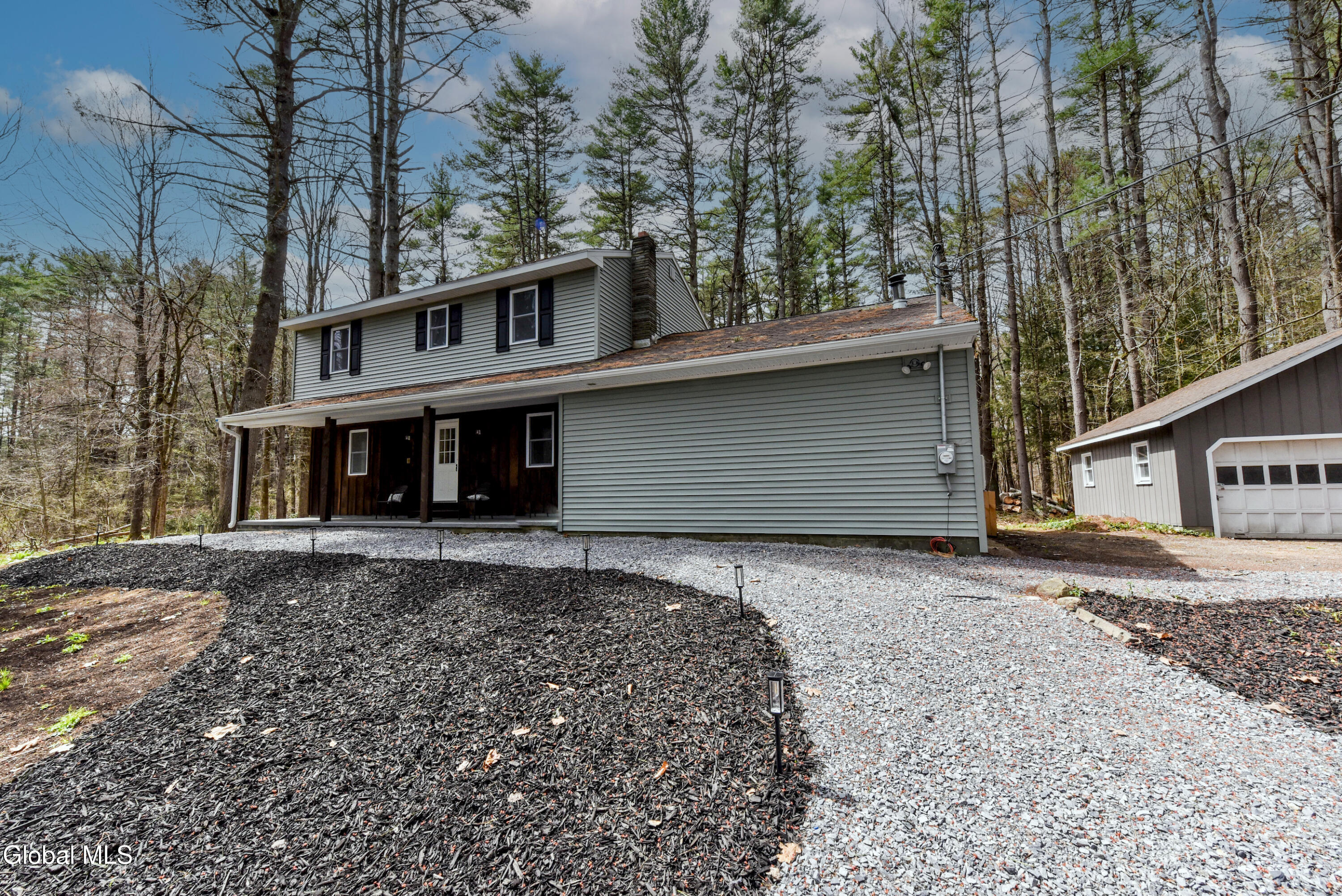 1011 Middleline Road Ballston Spa, NY 12020 - Photo 2 of 57 1