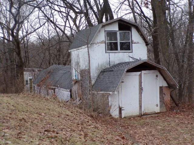 $106,400 | 26 Blue Grass Court, Davenport, IA 52802