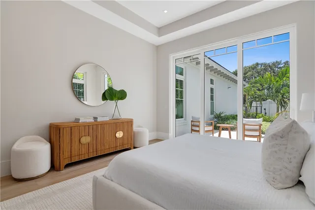 $4,000,000 | 909 Surfsedge Way, Vero Beach, FL 32963