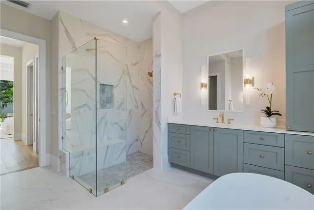 $4,000,000 | 909 Surfsedge Way, Vero Beach, FL 32963