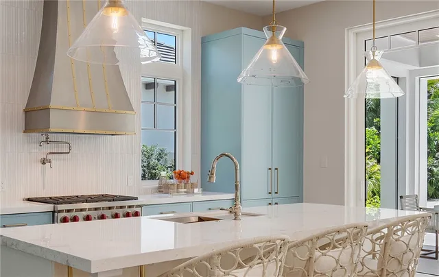 $4,000,000 | 909 Surfsedge Way, Vero Beach, FL 32963