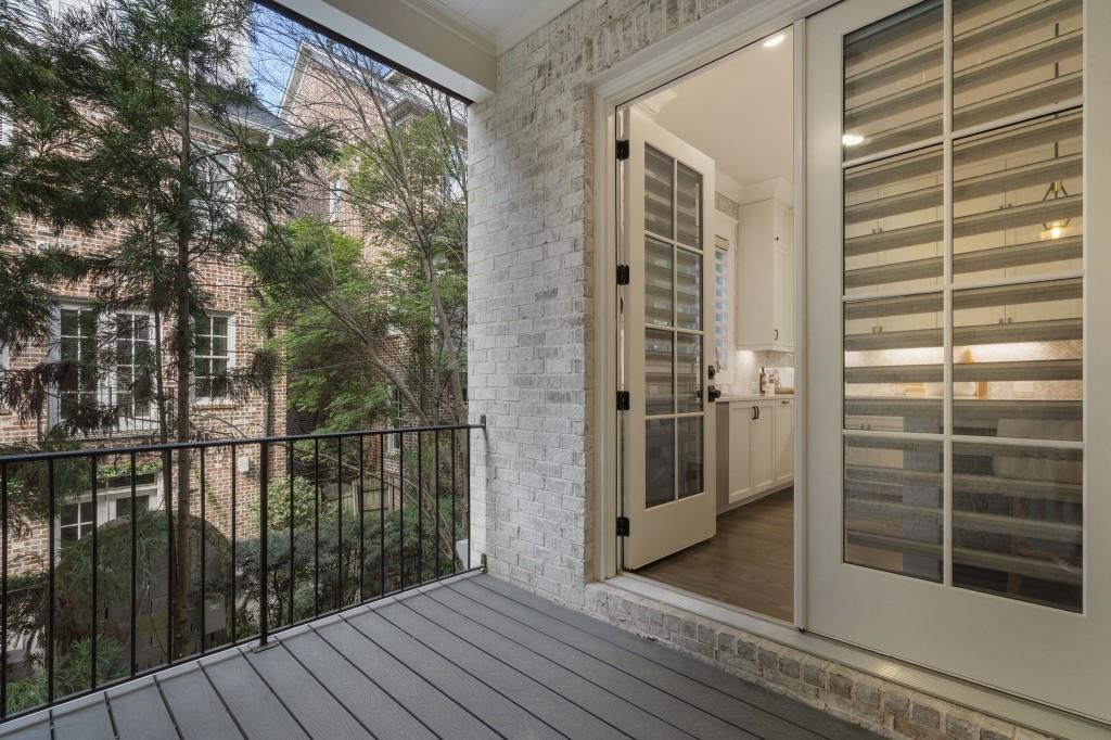 3715 Peachtree Road Northeast, Unit 12 Atlanta, GA 30319 - Photo 25 of 62