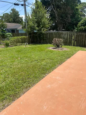$2,500 | 1821 Southwest California Boulevard, Port St. Lucie, FL 34953