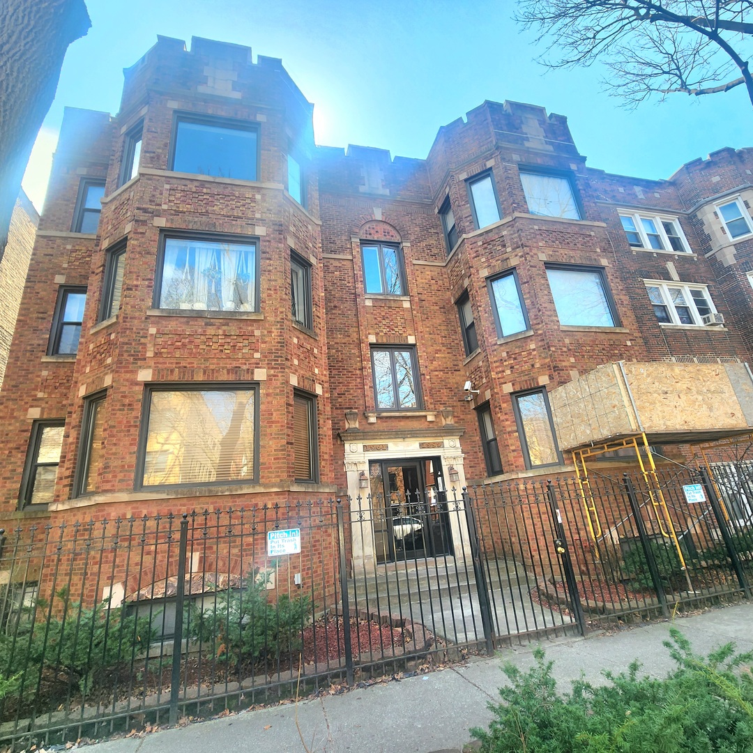 1959 East 73rd St Unit 3  