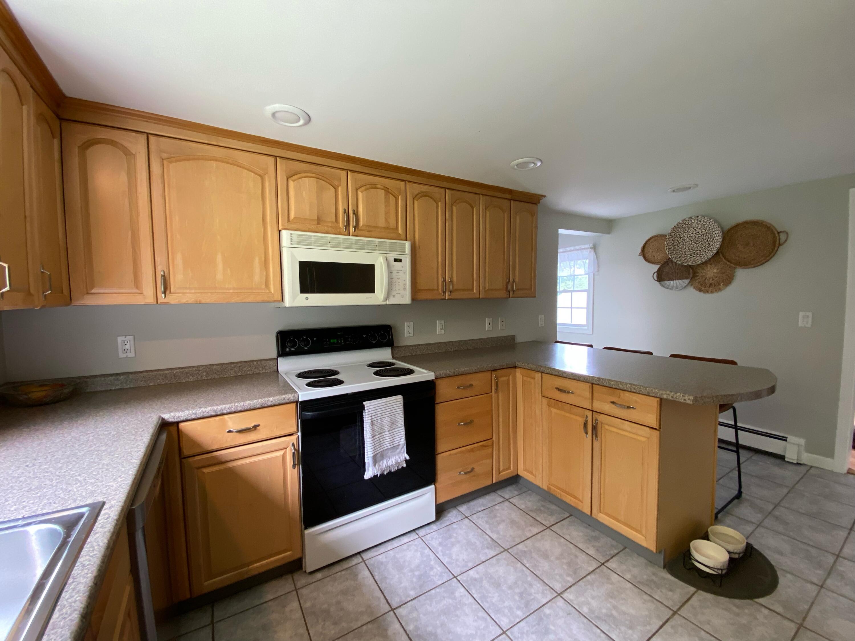 9 Sams Road Minot, ME 04258 - Photo 31 of 47 lots of counter space