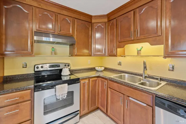 $610,000 | 3429 Willis Drive, Napa, CA 94558