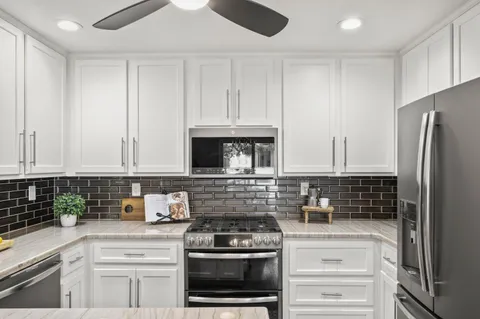 $360,000 | 7343 Hamden Place, Unit 201, Sacramento, CA 95842
