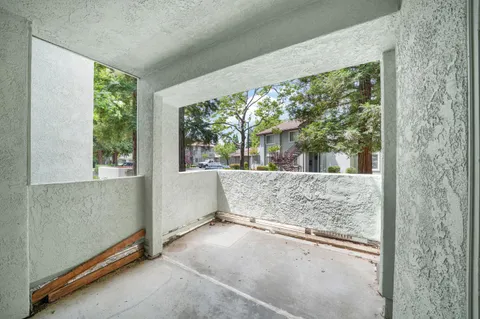 $360,000 | 7343 Hamden Place, Unit 201, Sacramento, CA 95842