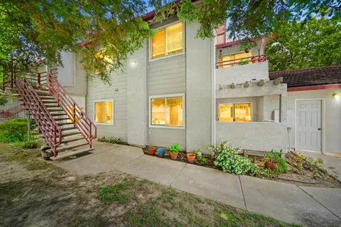 $360,000 | 7343 Hamden Place, Unit 201, Sacramento, CA 95842