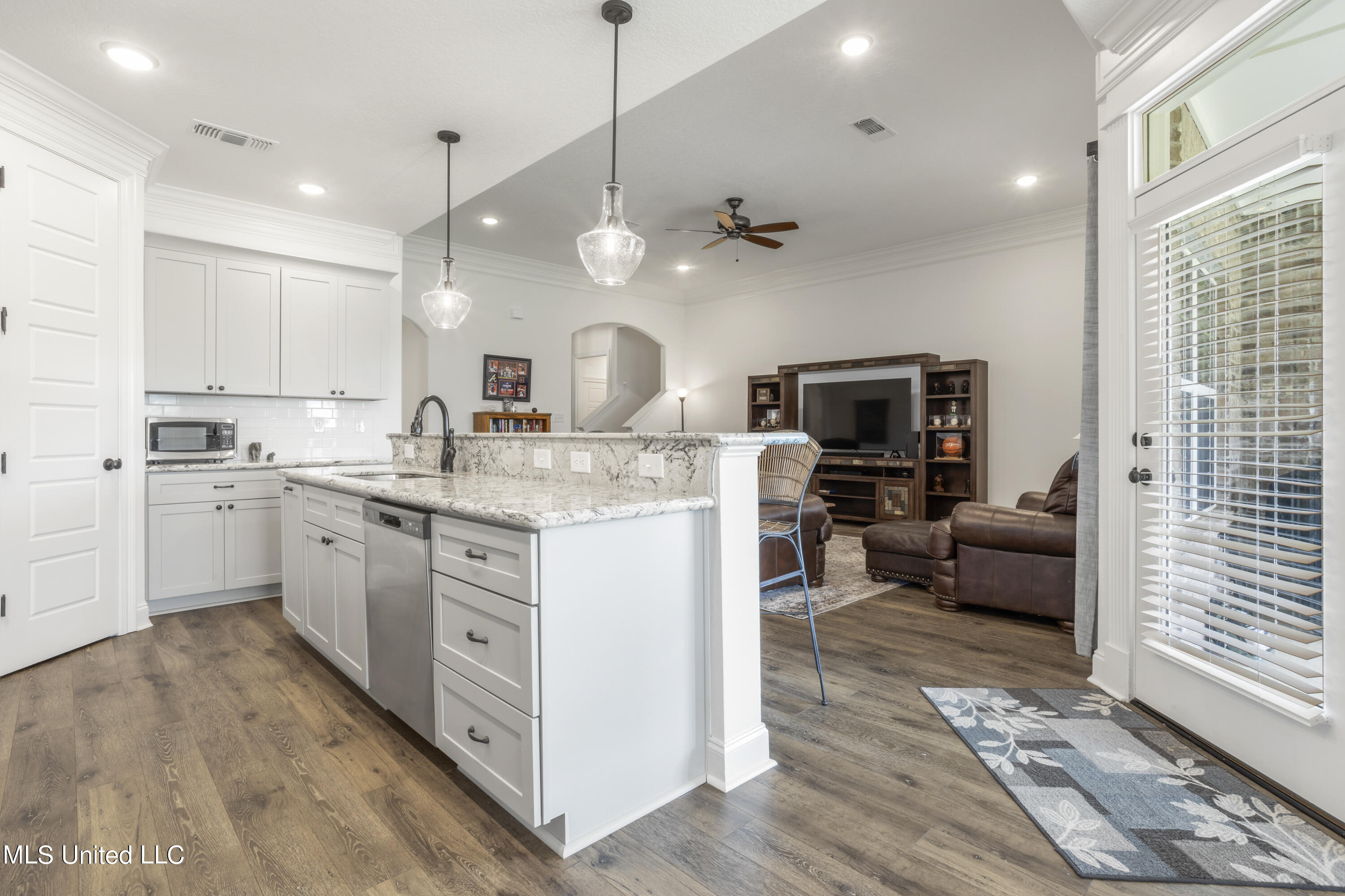 12529 Alphabet Road Gulfport, MS 39503 - Photo 12 of 33 012