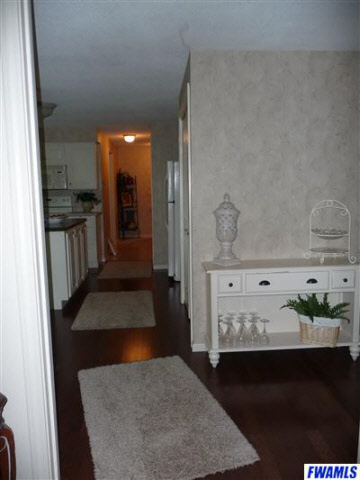 7510 Wheelock Road Fort Wayne, IN 46835 - Photo 5 of 19