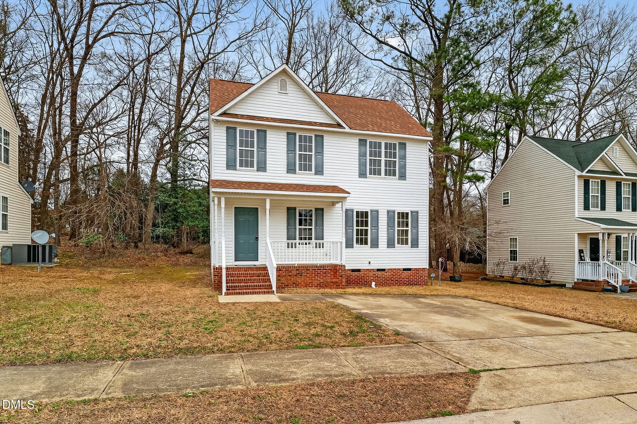 1237 Swingline Way Raleigh, NC 27610 - Photo 2 of 39 3-web-or-mls-DSC04085