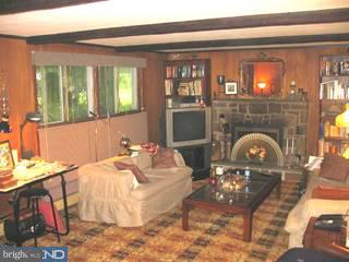 704 Holland Road Holland, PA 18966 - Photo 5 of 6 Gallery Image 5