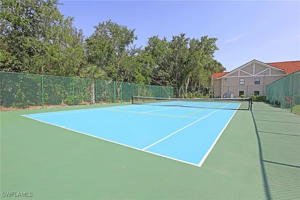 a view of a tennis court