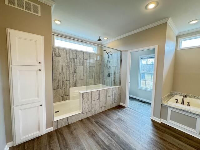 122 Underwood Road, Unit 3 Sweetwater, TN 37874 - Photo 30 of 52 a bathroom with a tub shower and sink