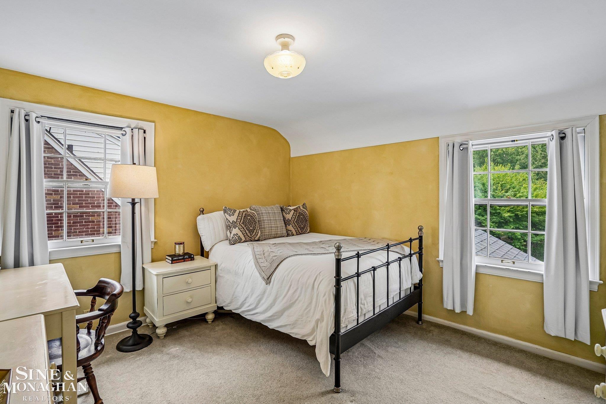 470 Allard Road Grosse Pointe, MI 48236 - Photo 23 of 39 50216479-2c161075-e415-47bb-8d5b-dff838f1e6c5.JPG