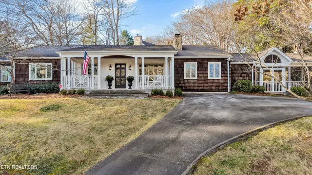 $799,000 | 1233 Forest Brook Road, Knoxville, TN 37919