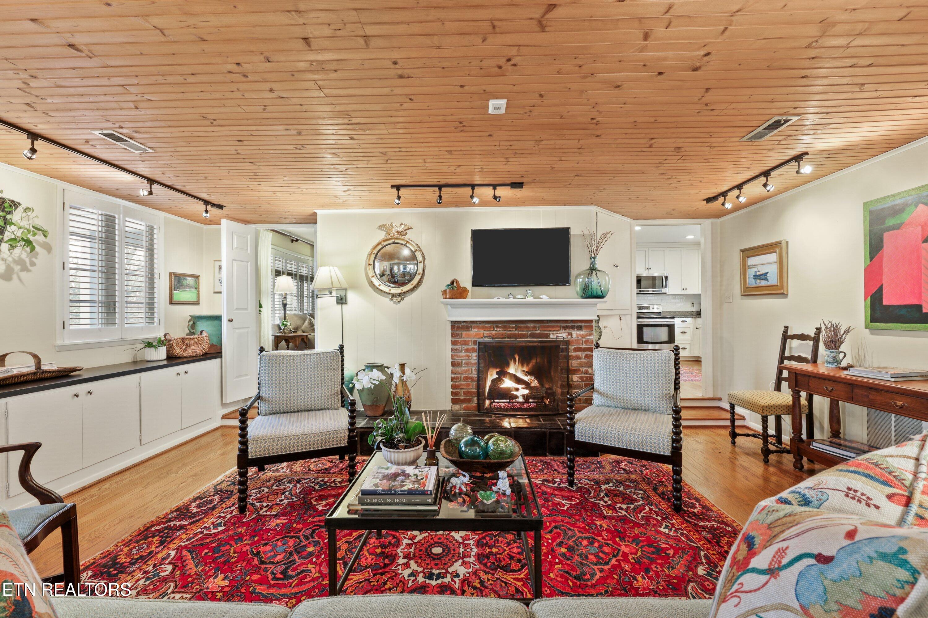 1233 Forest Brook Road Knoxville, TN 37919 - Photo 24 of 56 1233 Forest Brook Rd32