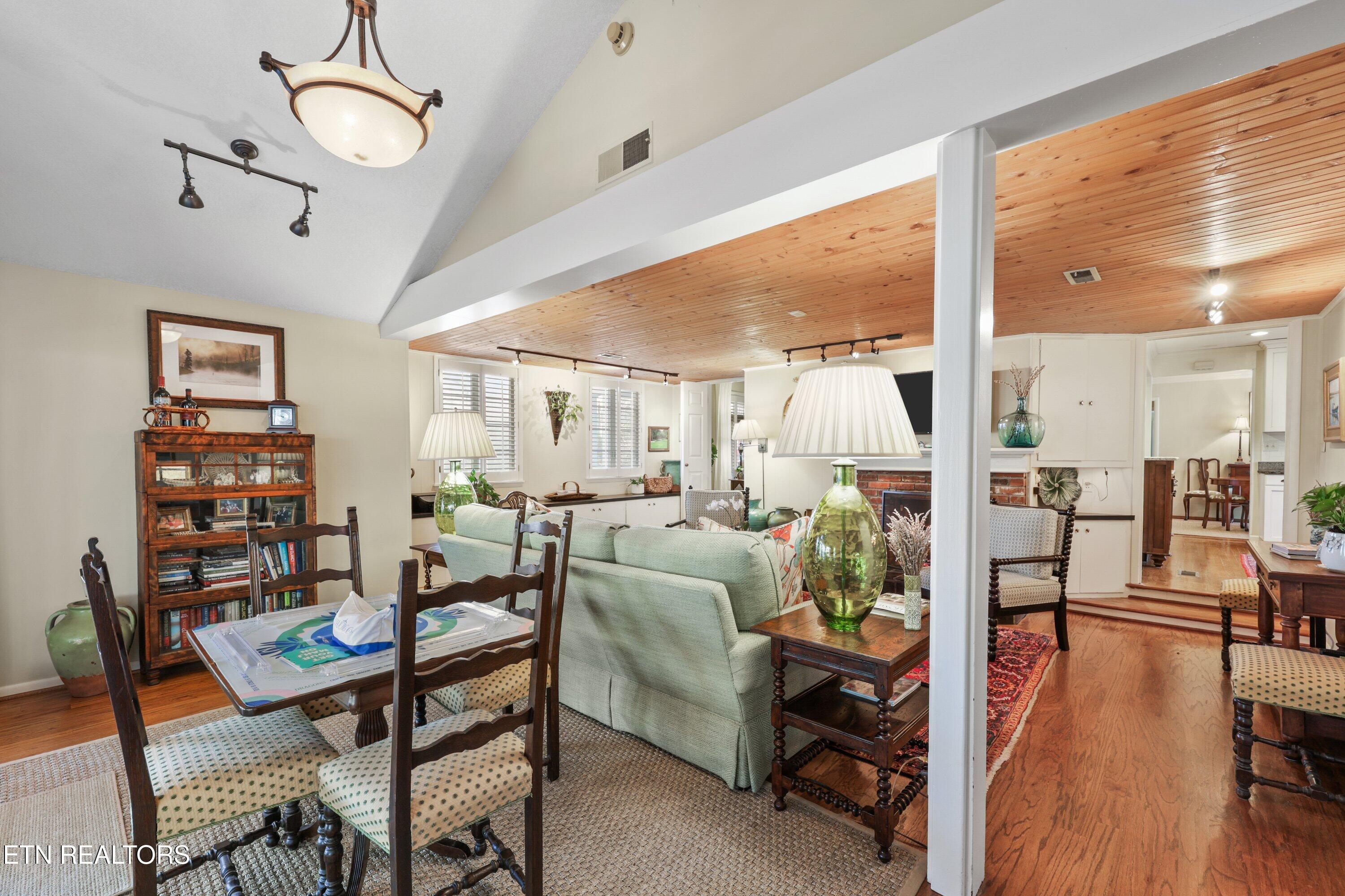 1233 Forest Brook Road Knoxville, TN 37919 - Photo 26 of 56 1233 Forest Brook Rd34