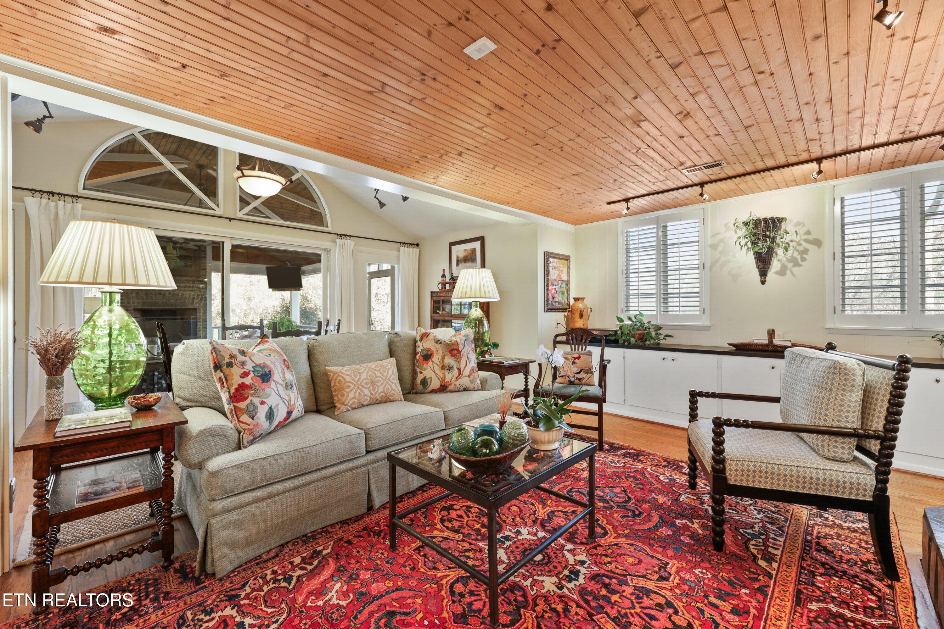 1233 Forest Brook Road Knoxville, TN 37919 - Photo 27 of 56 1233 Forest Brook Rd35