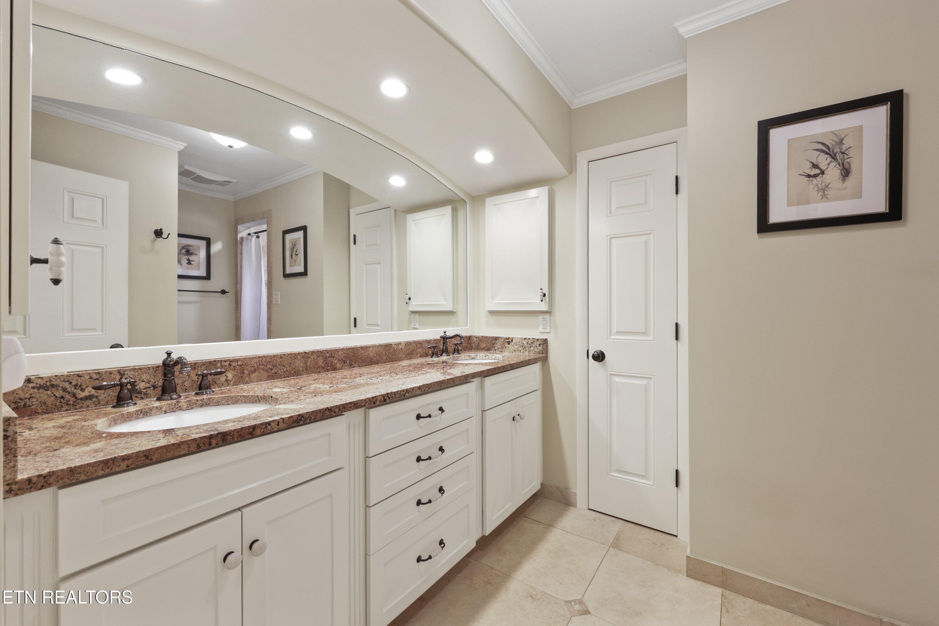 1233 Forest Brook Road Knoxville, TN 37919 - Photo 32 of 56 1233 Forest Brook Rd40