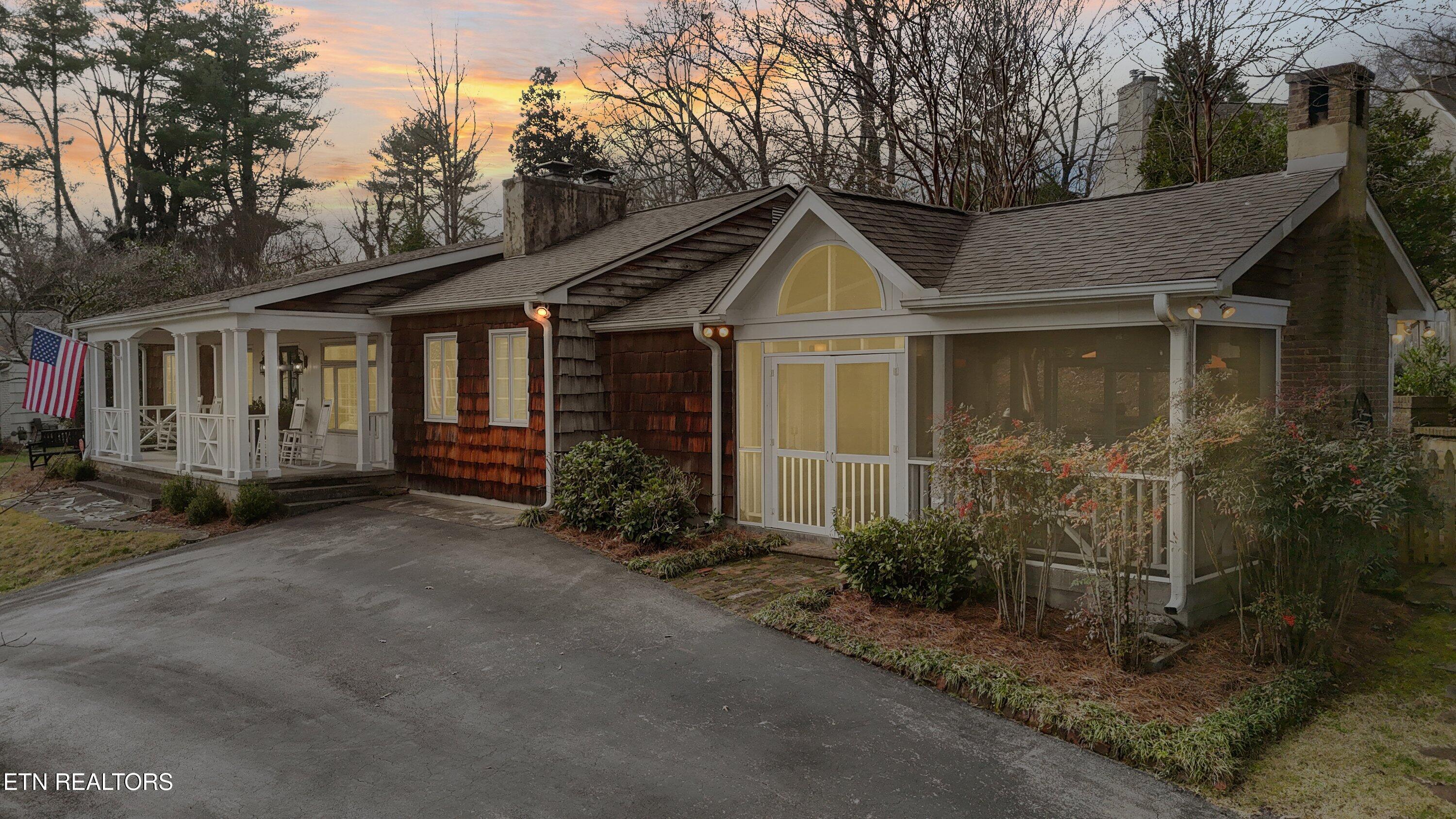 1233 Forest Brook Road Knoxville, TN 37919 - Photo 4 of 56 1233 Forest Brook Rd 2685267-01