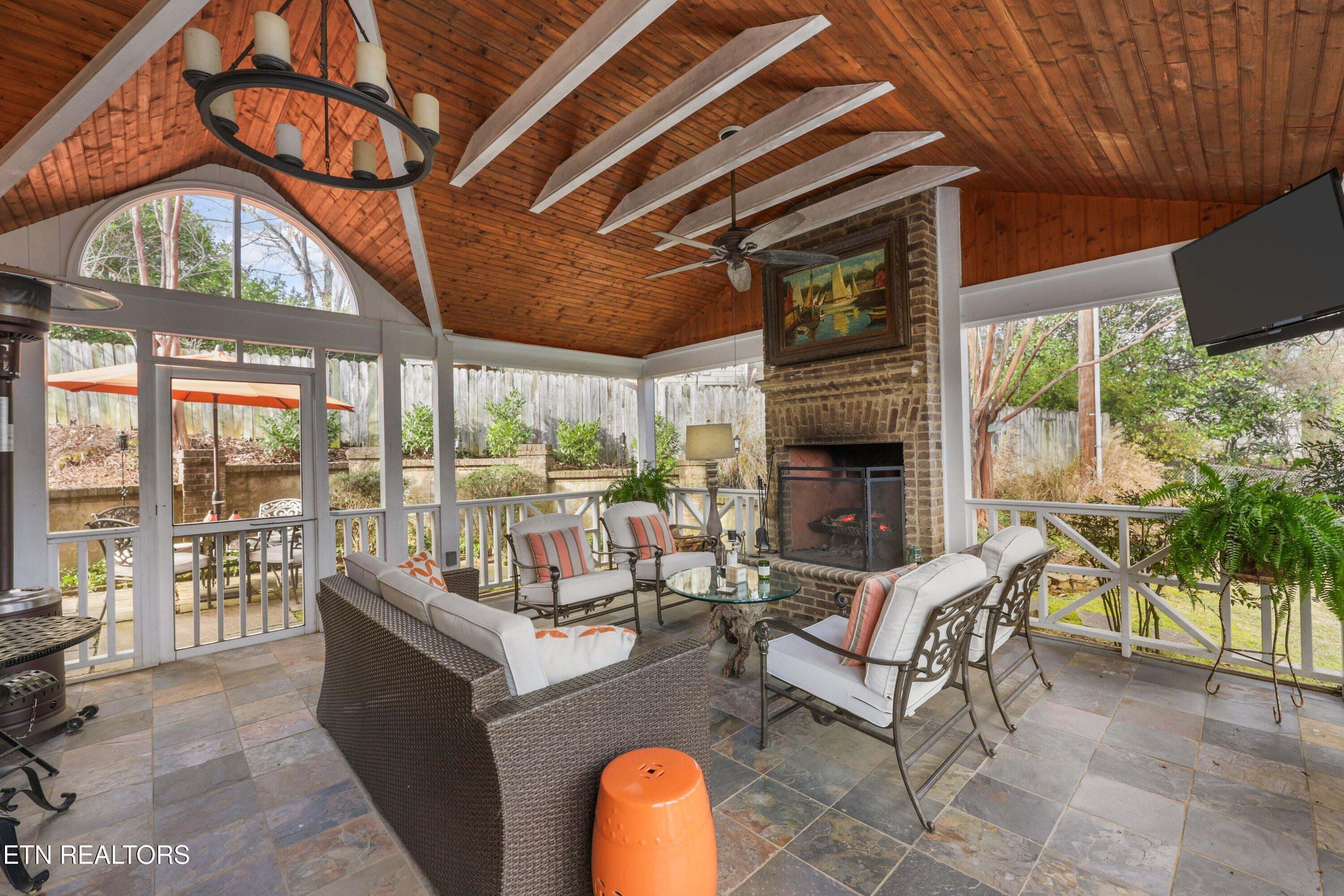 1233 Forest Brook Road Knoxville, TN 37919 - Photo 41 of 56 1233 Forest Brook Rd11