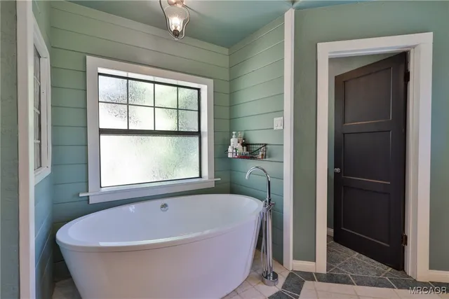 $5,000 | 26316 Highway 189, Twin Peaks, CA 92391