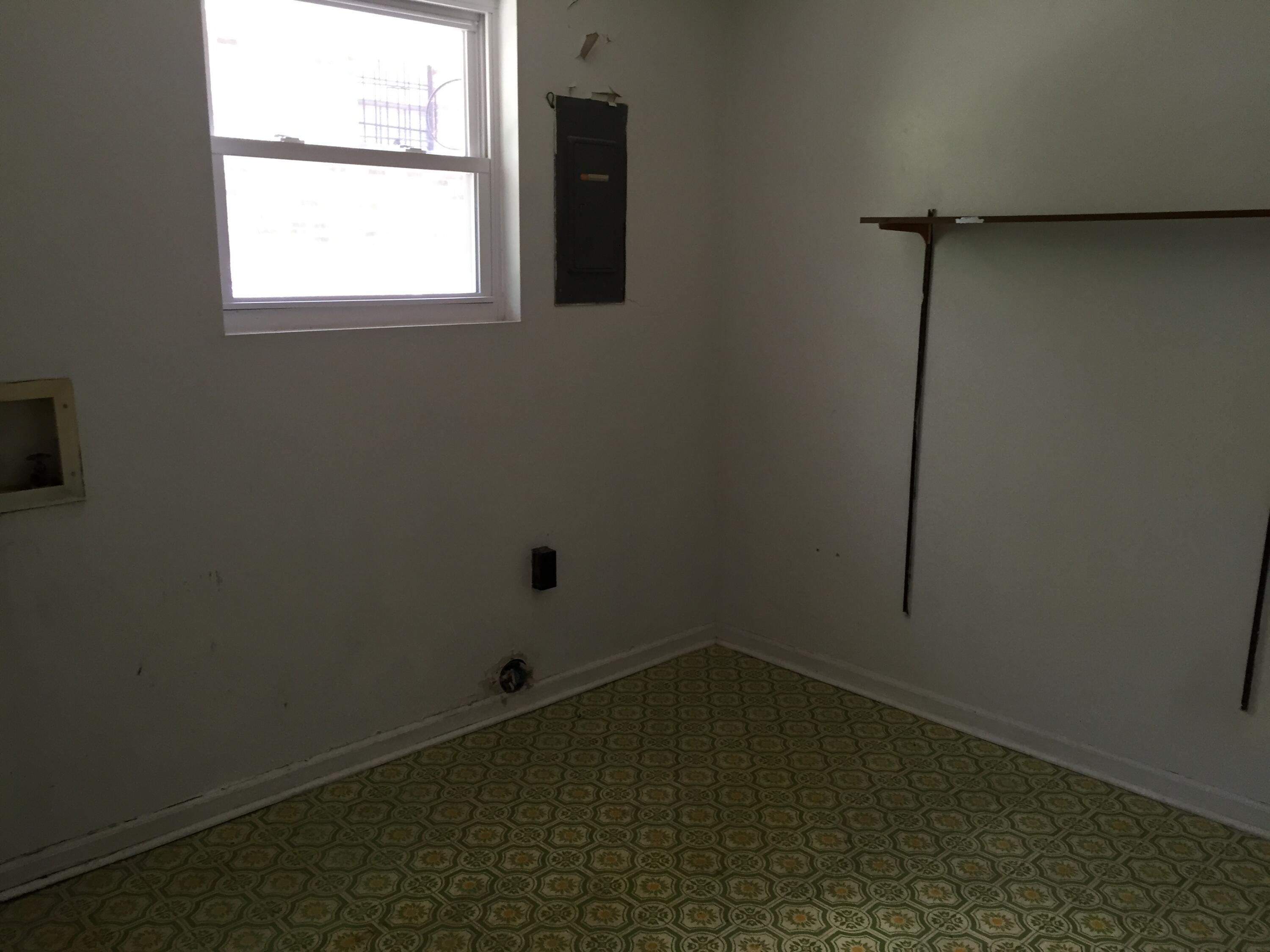 3433 Morgan Road Hephzibah, GA 30815 - Photo 9 of 12 3433MorganLaundry