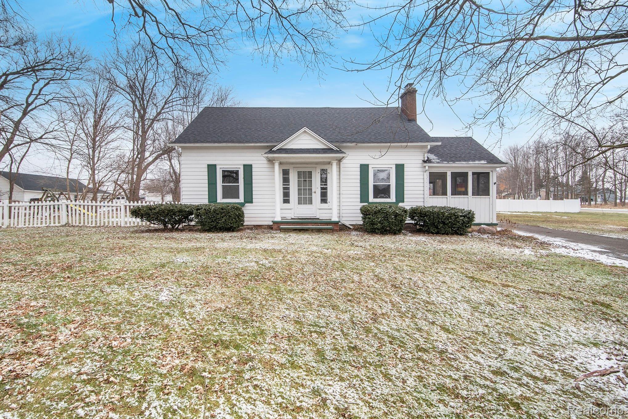 2018 North Seymour Road Flushing, MI 48433 - Photo 1 of 31 DSC_6006.jpg