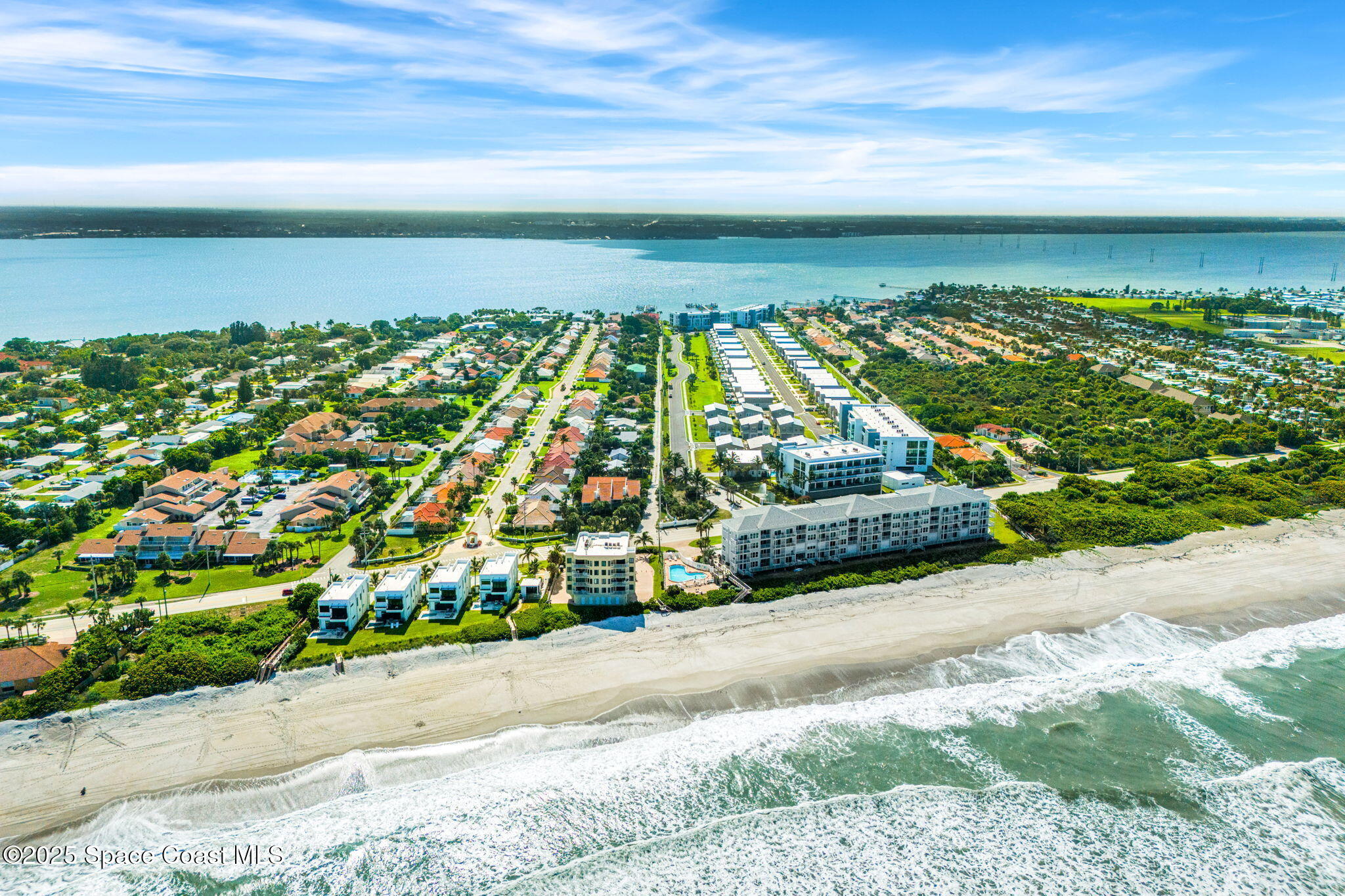 205 Strand Drive, Unit 403 Melbourne Beach, FL 32951 - Photo 2 of 62 205 Strand Drive Unit 403 (21)