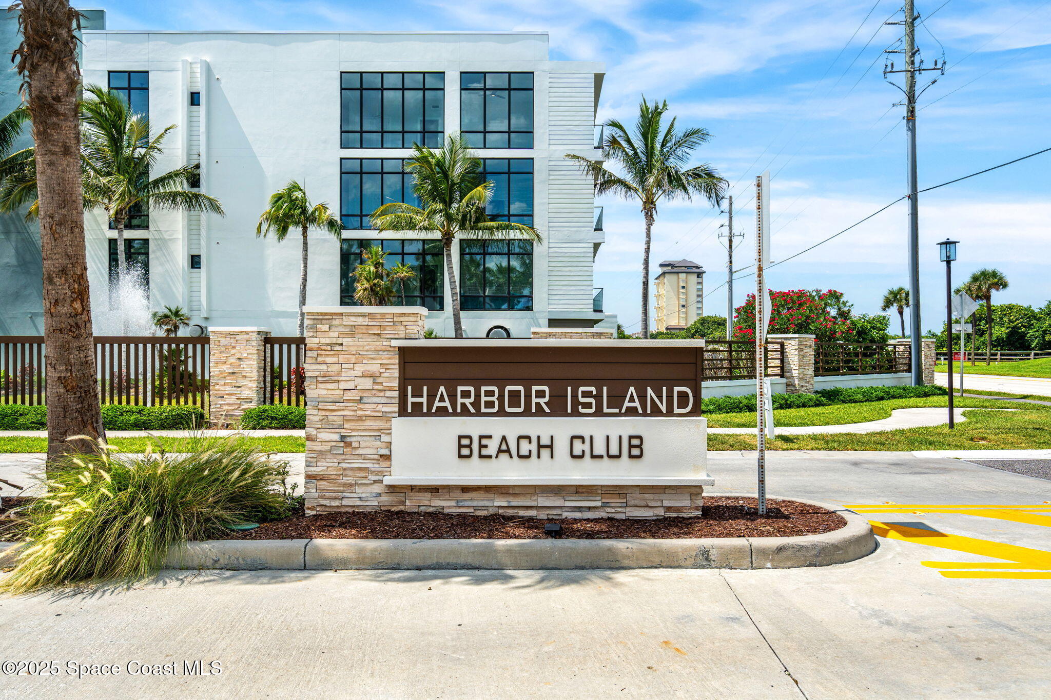 205 Strand Drive, Unit 403 Melbourne Beach, FL 32951 - Photo 37 of 62 205 Strand Drive Unit 403 (36)