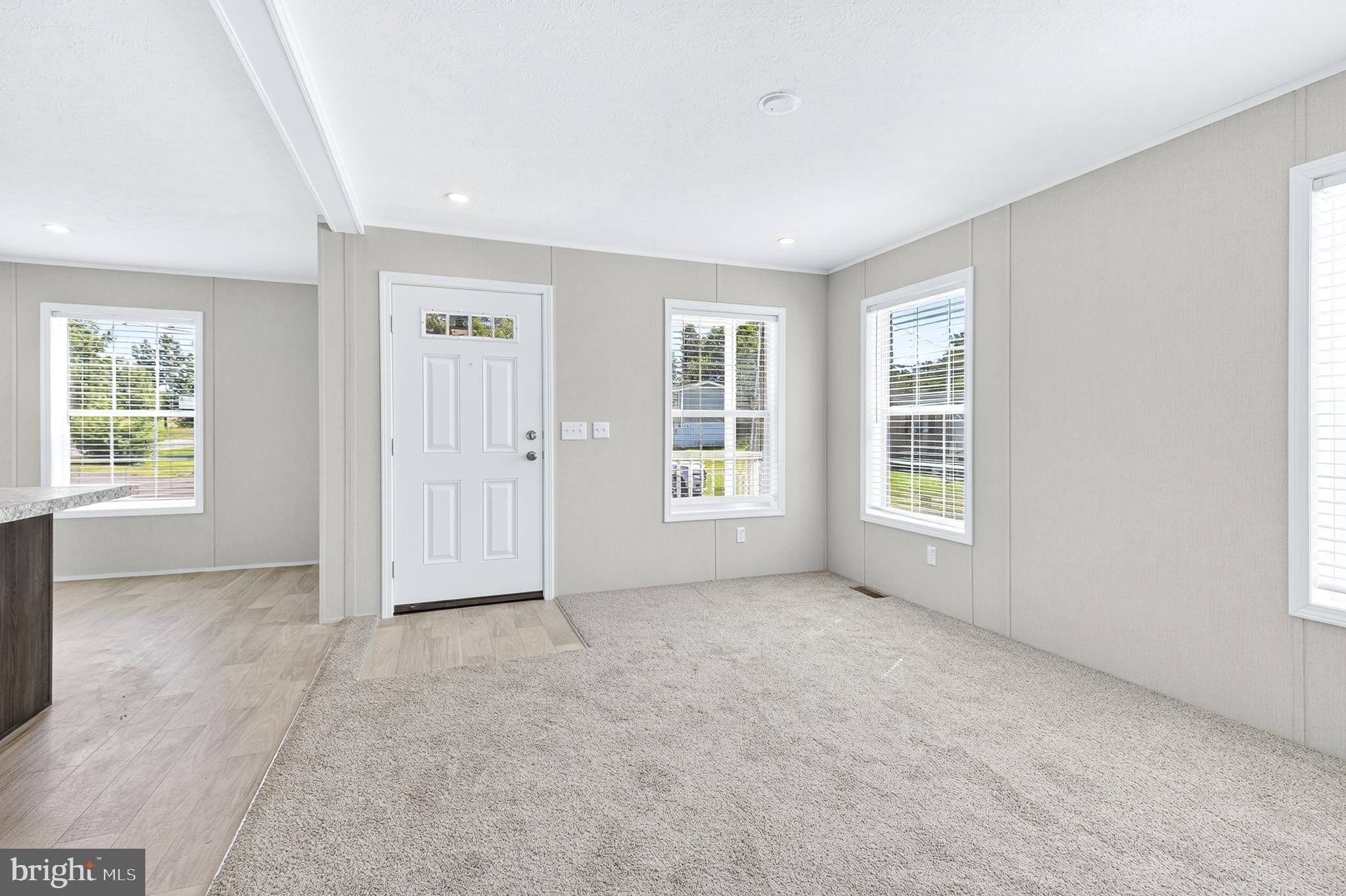 201 Bordic Road Reading, PA 19606 - Photo 23 of 30 an empty room with windows
