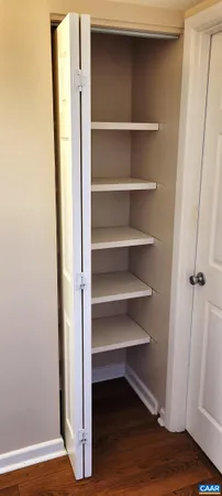 $1,600 | 2527 Hydraulic Road, Unit 1, Charlottesville, VA 22901