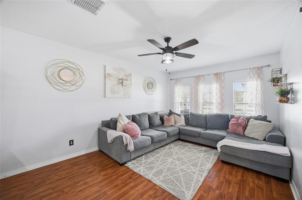 30149 Goodwick Way Wesley Chapel, FL 33543 - Photo 6 of 36